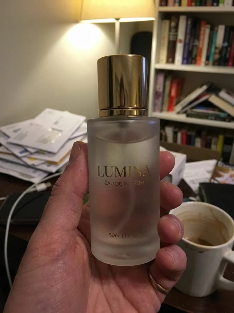 AI product photo, before